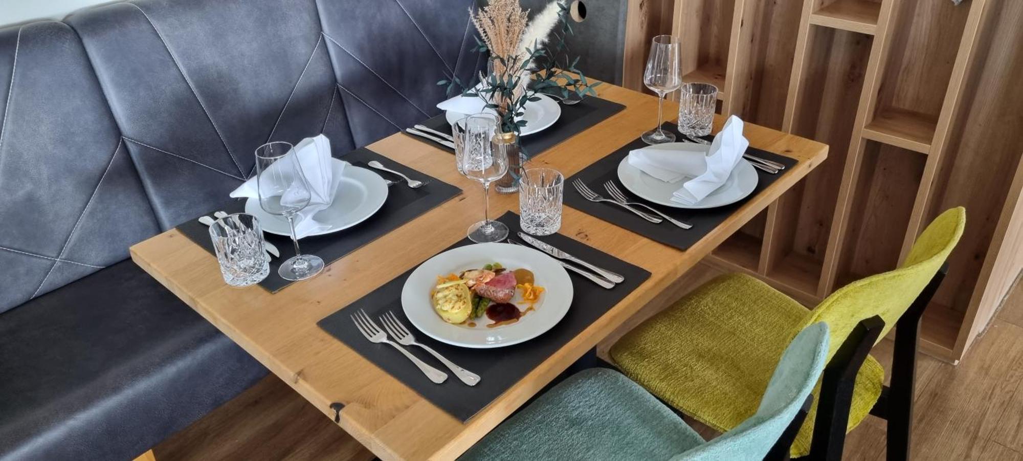 Vorgebirgsblick - Restaurant Biergarten Gaestehaus Bornheim  Luaran gambar