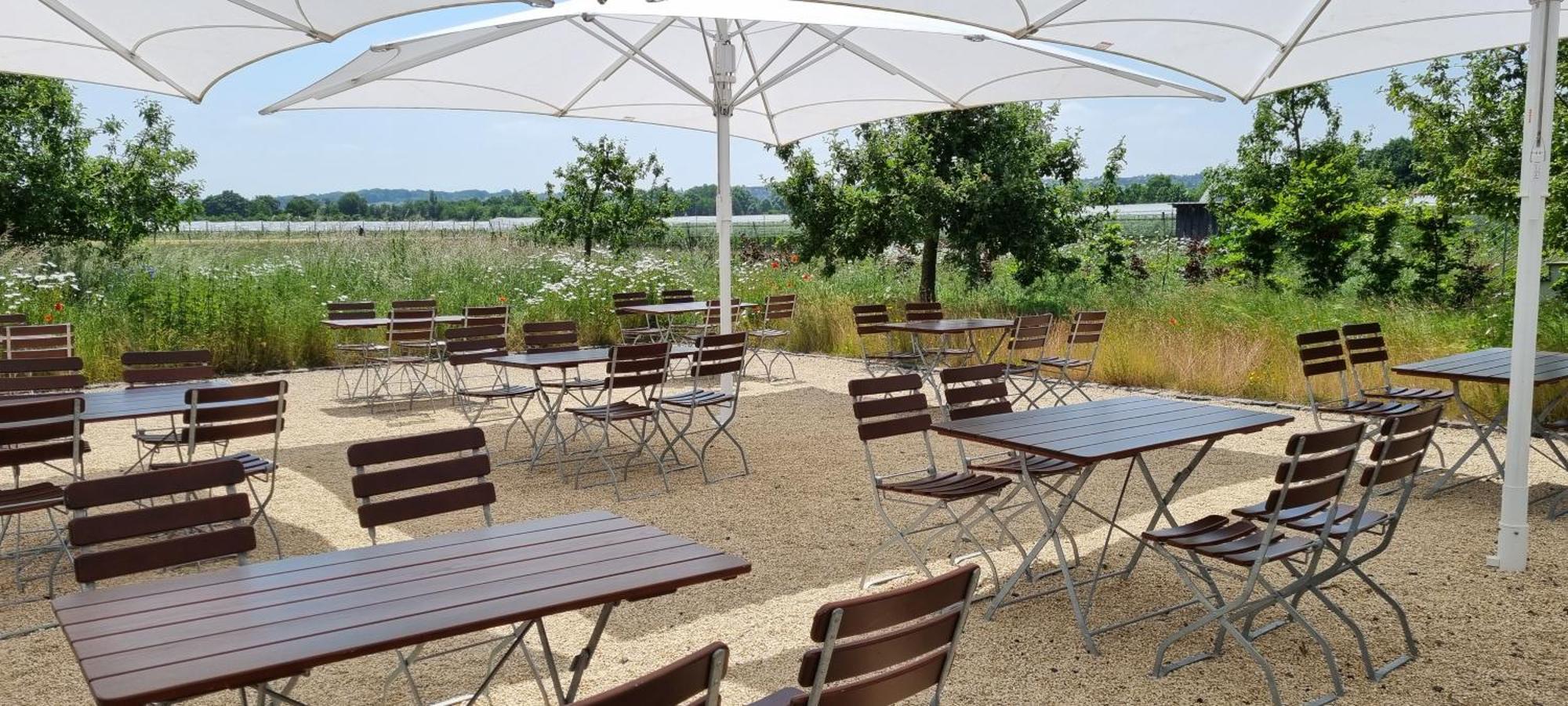 Vorgebirgsblick - Restaurant Biergarten Gaestehaus Bornheim  Luaran gambar